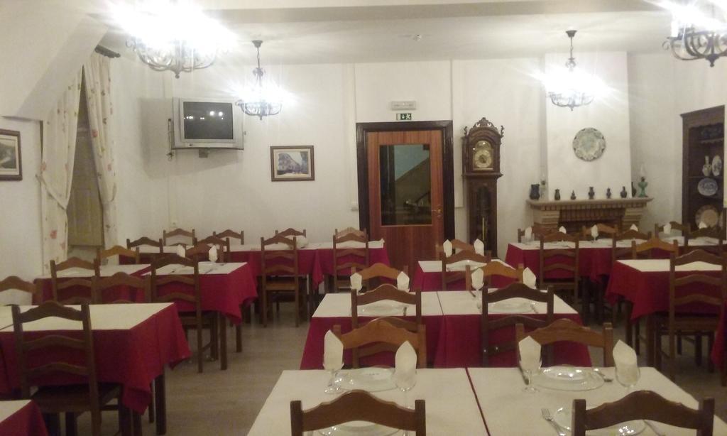 Pensao Avenida Ξενοδοχείο Penacova Εξωτερικό φωτογραφία
